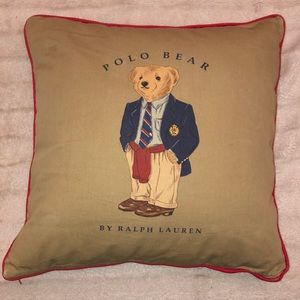 Polo bear pillow